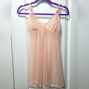 NWT La Vie En Rose lingerie, size M
